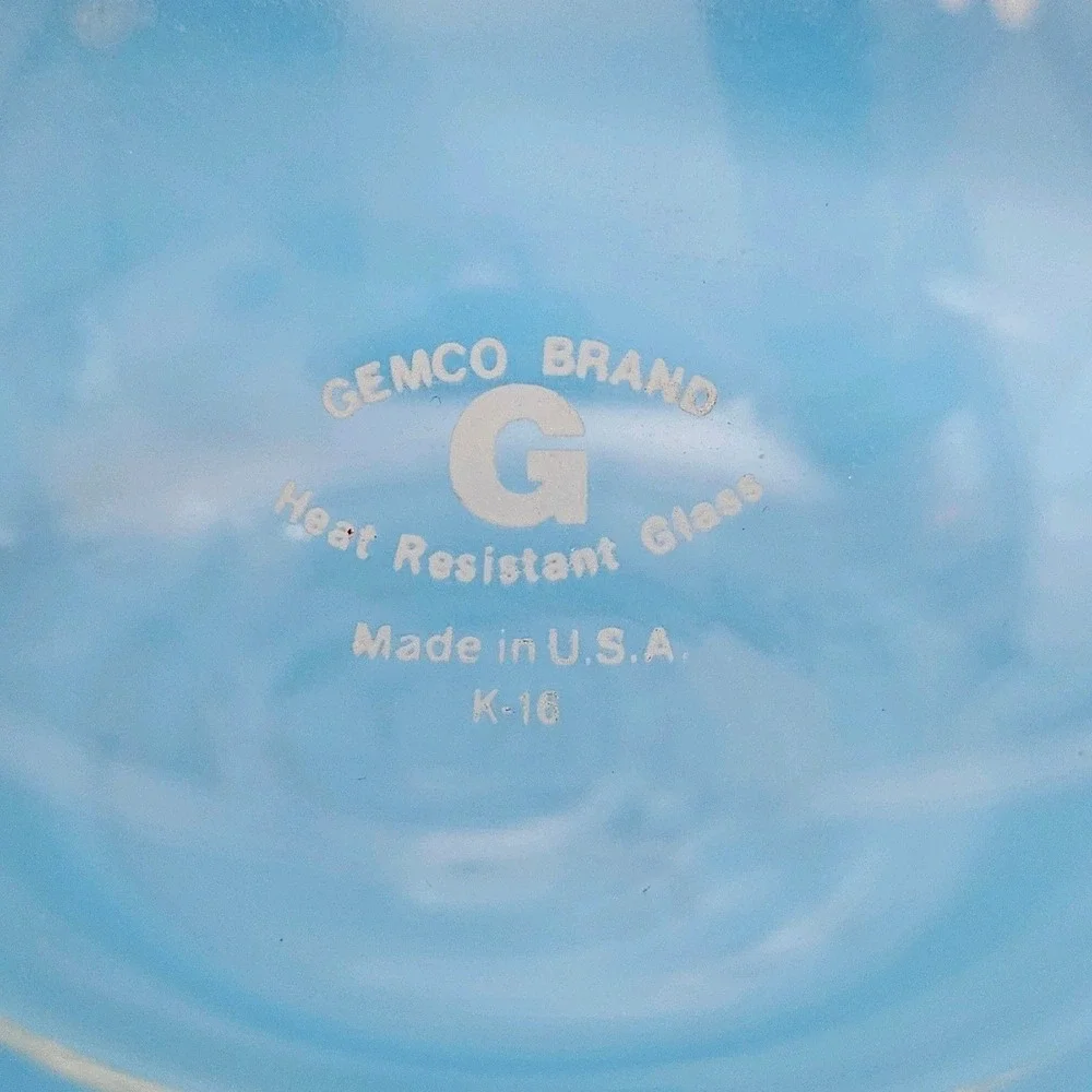 Vintage Gemco The Whistler 8 Cup Glass Tea Kettle White Handle K-16